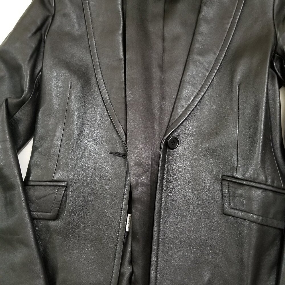 BCBG Maxazria 100% leather jacekt in black, size 2. - Picture 9 of 12